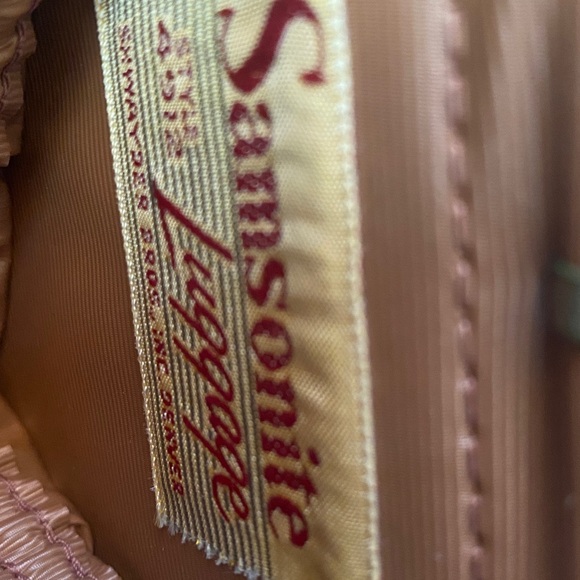 Samsonite Classic Chestnut Train Case - Picture 15 of 16